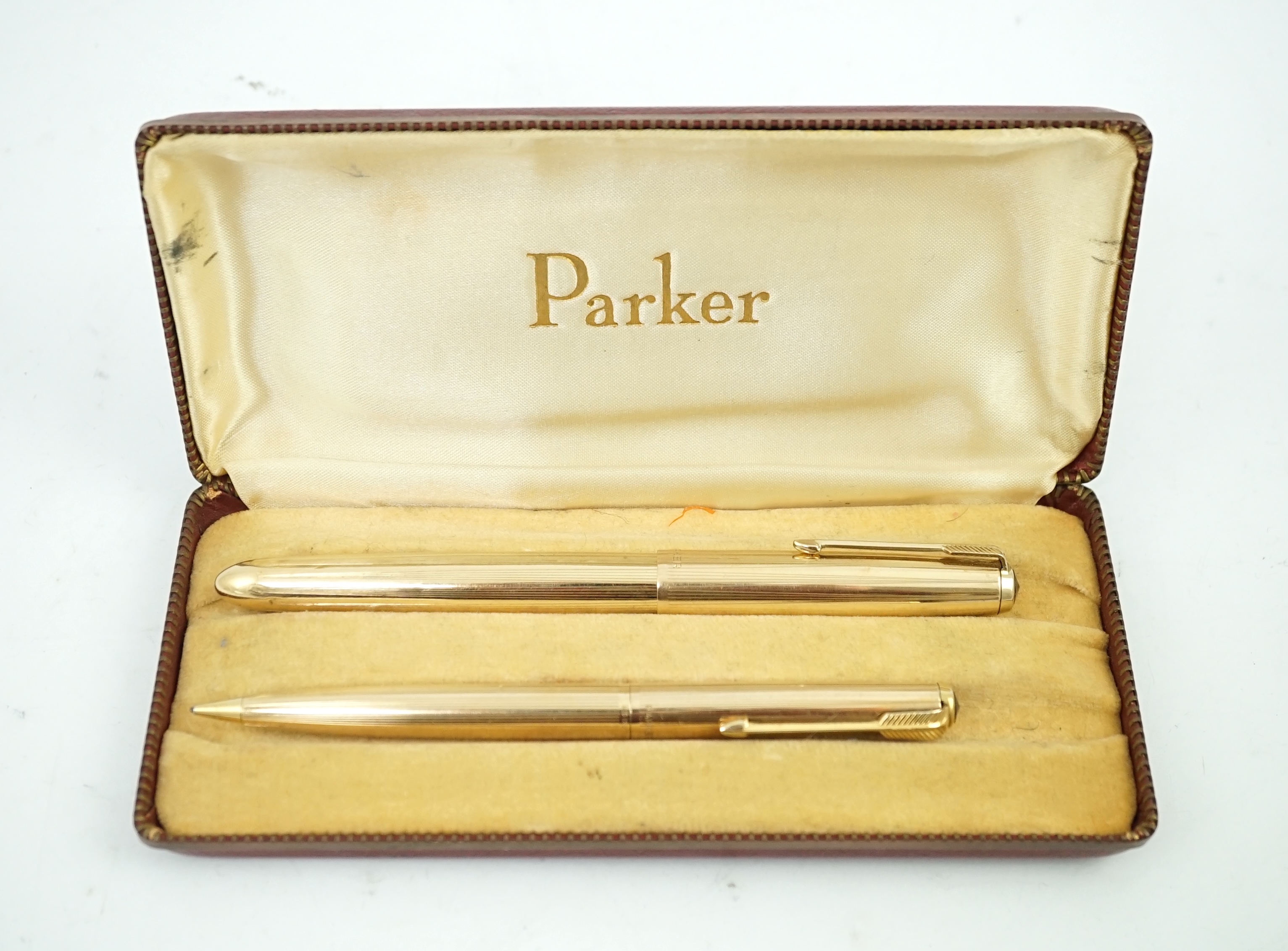 A Parker '51' Signal fountain and pencil set, boxed